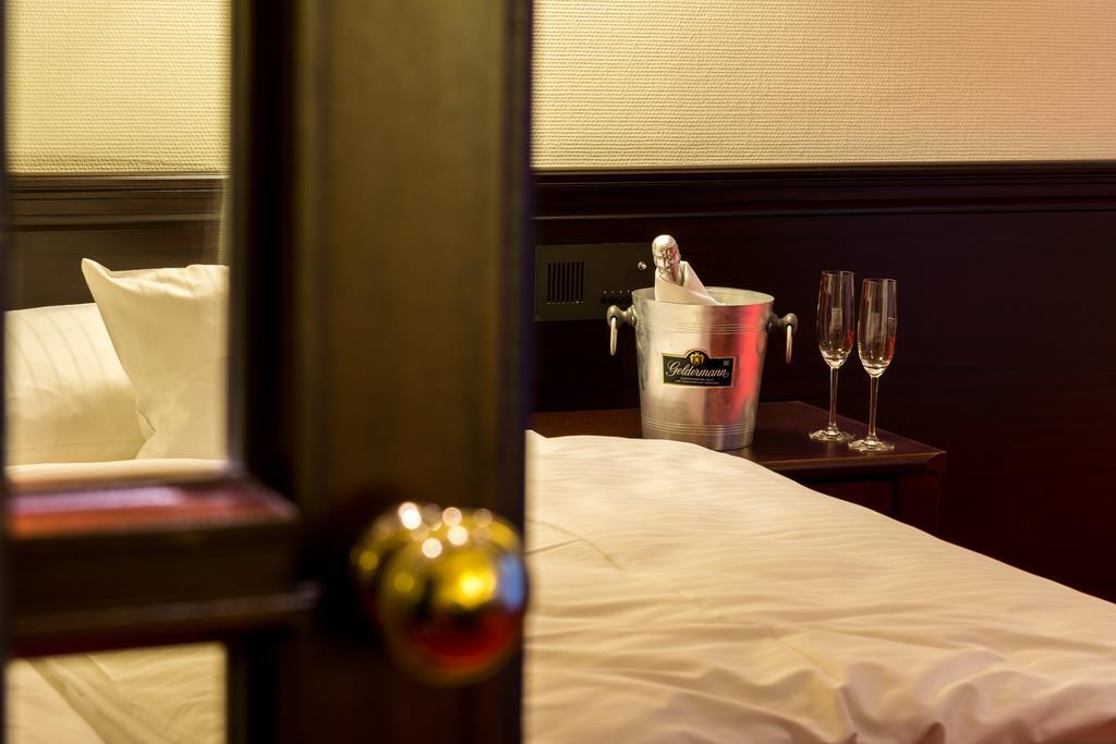 Sachsenwald Hotel Reinbek Dış mekan fotoğraf